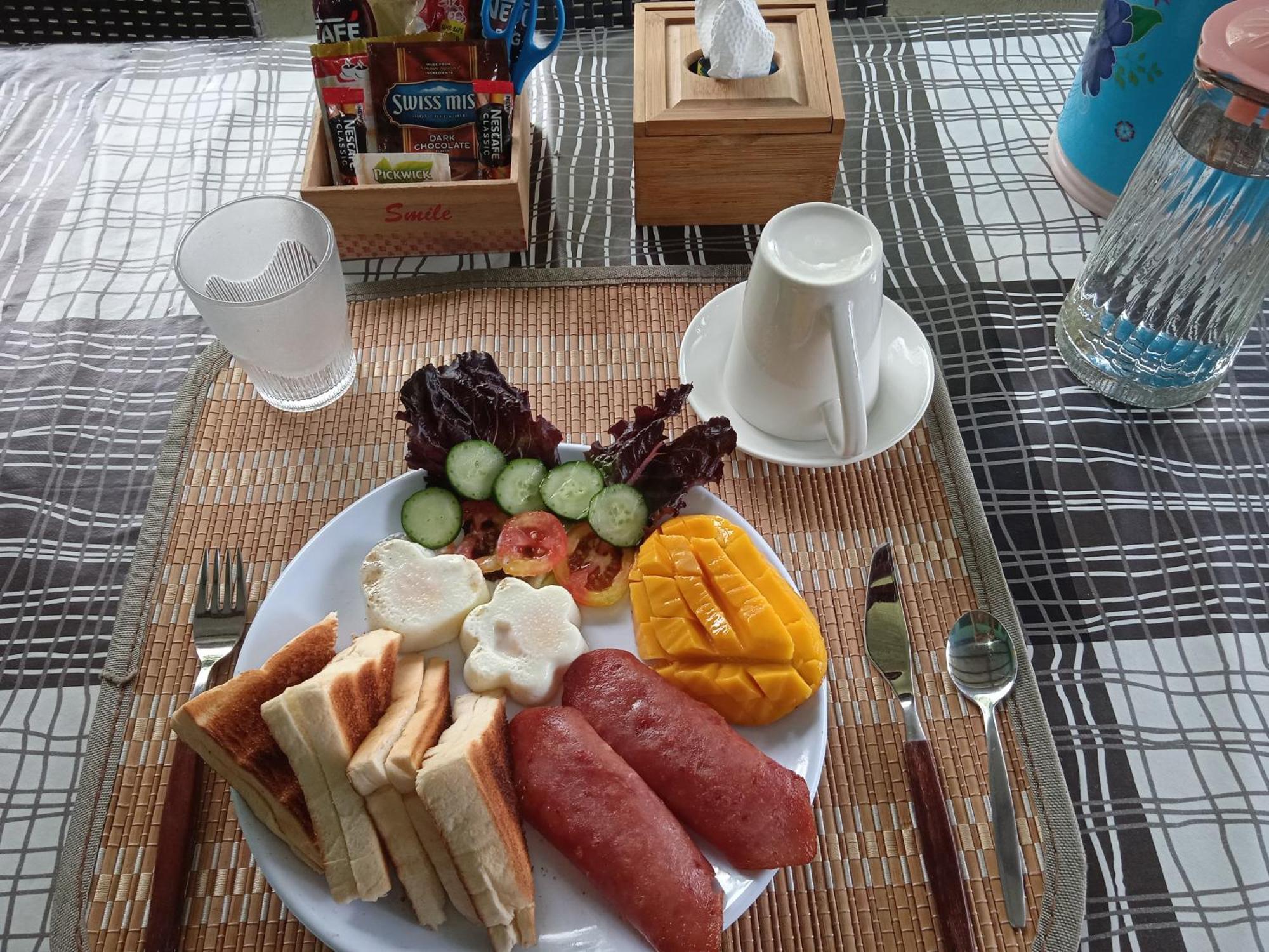 Bed and Breakfast Sarah'S Garden Bnb & Spa Clarin  Zewnętrze zdjęcie